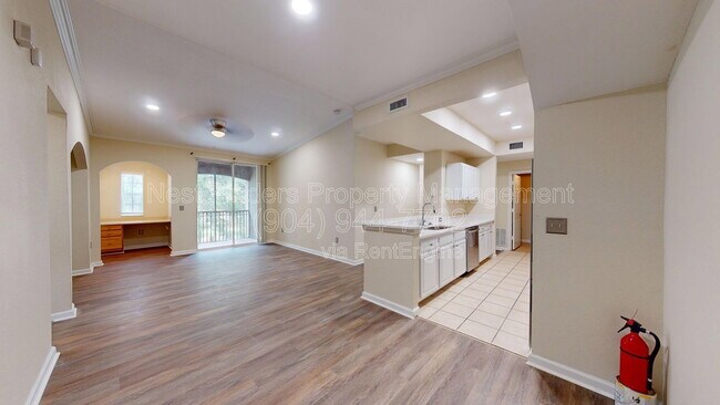 Building Photo - 10075 Gate Pkwy N