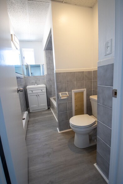 2nd FL Bathroom - 2848 S 11th St
