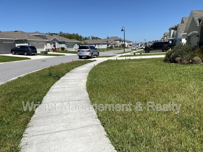 Building Photo - 2712 Storybrook Preserve Dr