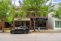 Building Photo - 10604 Meeting St