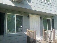 Building Photo - 5404 Pease St