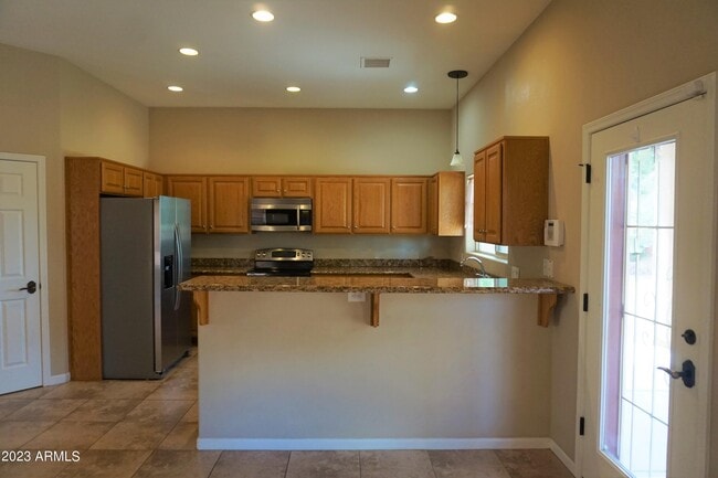 Building Photo - 5211 Kylene Pl