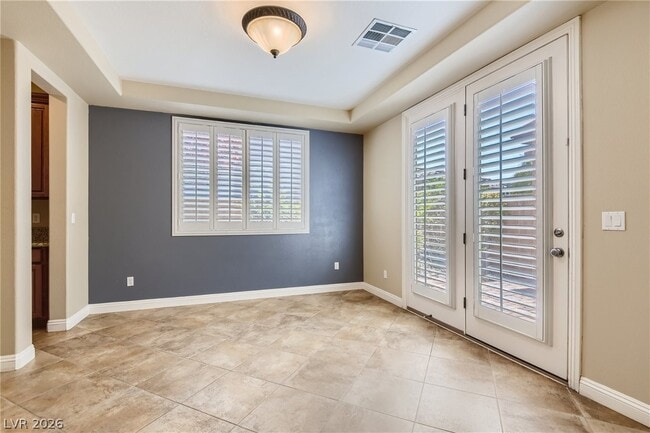 Building Photo - 552 Puenta Del Rey St