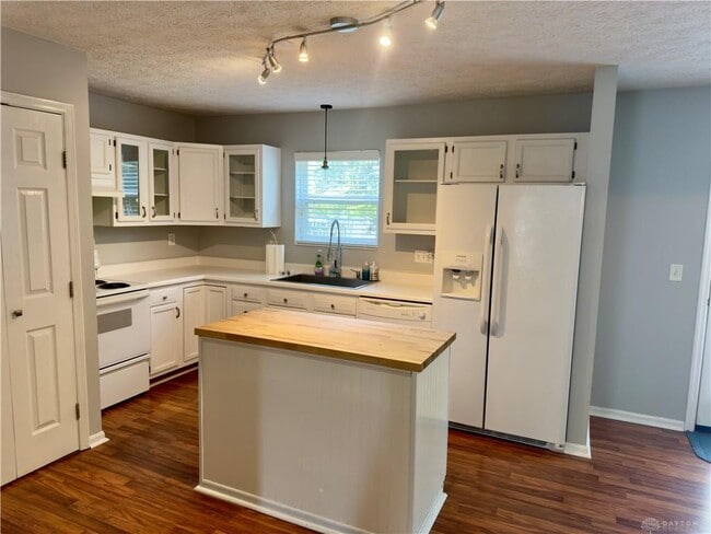 Building Photo - 5251 Mallet Club Dr