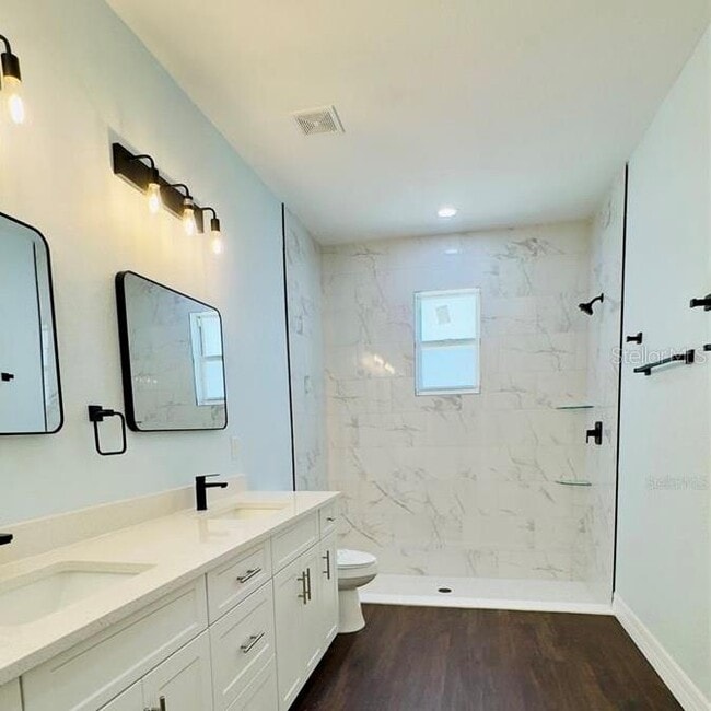 Building Photo - 14108 Chesswood Ln