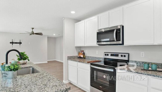 Building Photo - 12698 Mikado Cir