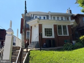 Building Photo - 6712 N 18th St
