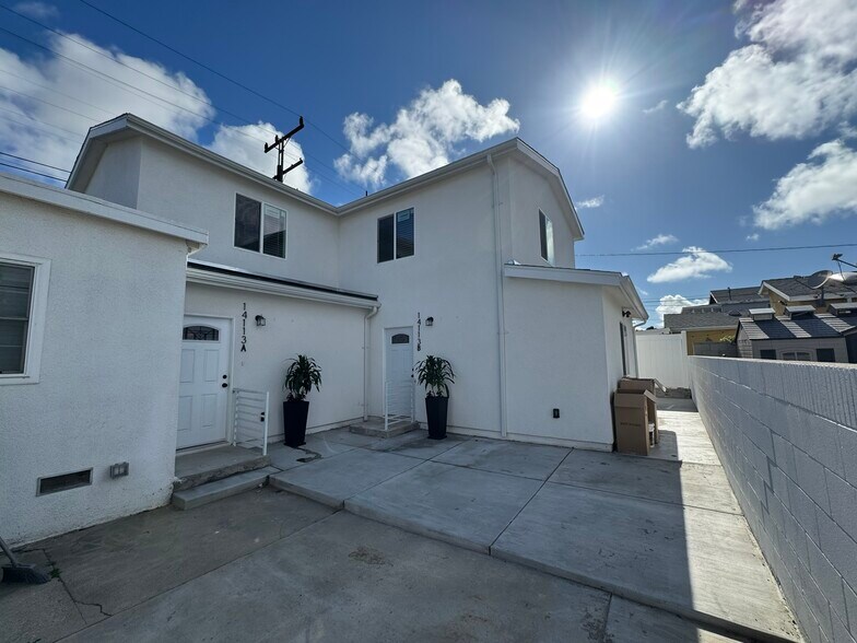 Primary Photo - 14113 Shoup Ave