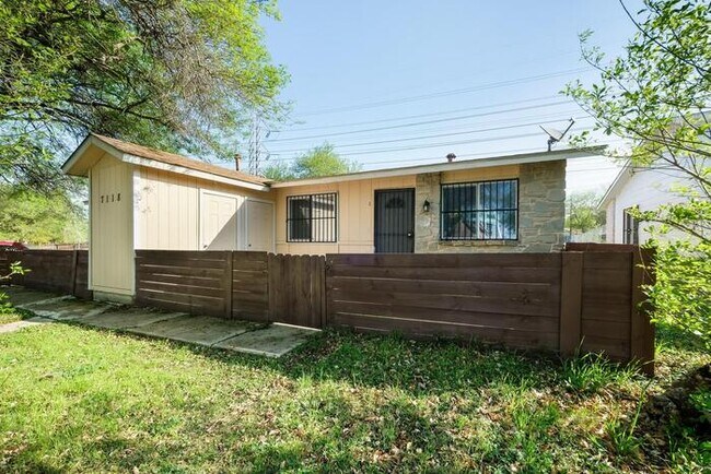 Primary Photo - 7127 Glen Terrace