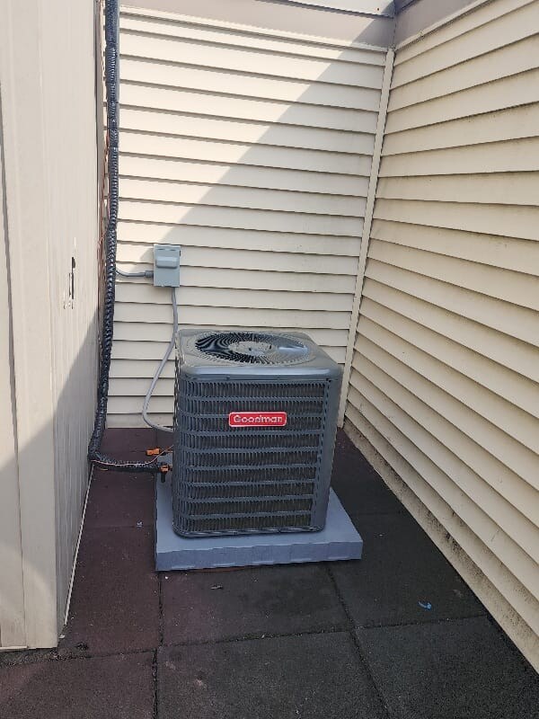 Building Photo - 6831 N Frostwood Pkwy