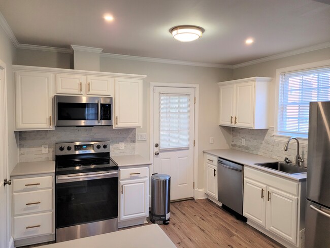Kitchen - 2355 Morton St