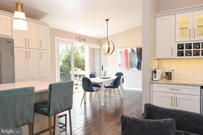 Building Photo - 3301 Garrison Farms Rd