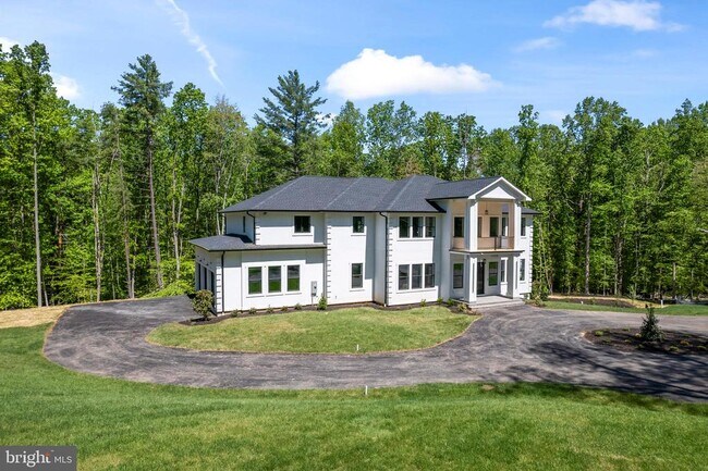 Building Photo - 11550 Henderson Rd