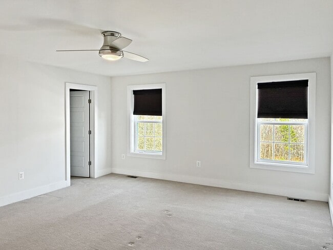 Building Photo - Modern 3 bed, 2.5 bath Townhouse in Henrico!