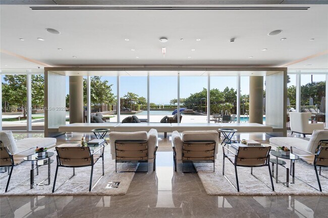 Building Photo - 9349 Collins Ave