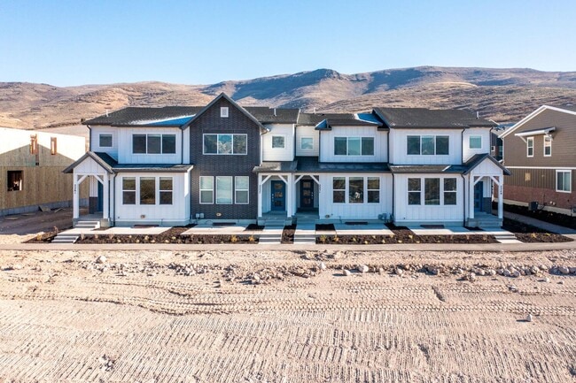 Building Photo - Recently Built Heber City Rental – Bright,...