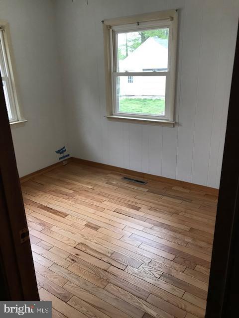 Building Photo - 442 Buttonwood Ave