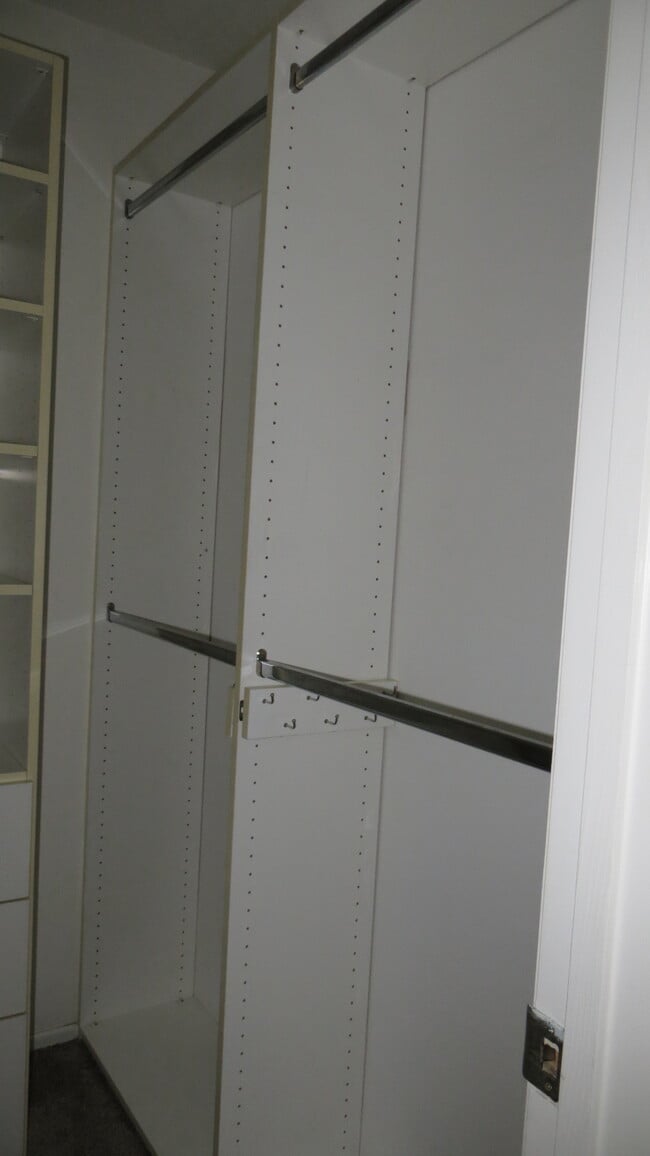 Building Photo - 30061 Whitecap