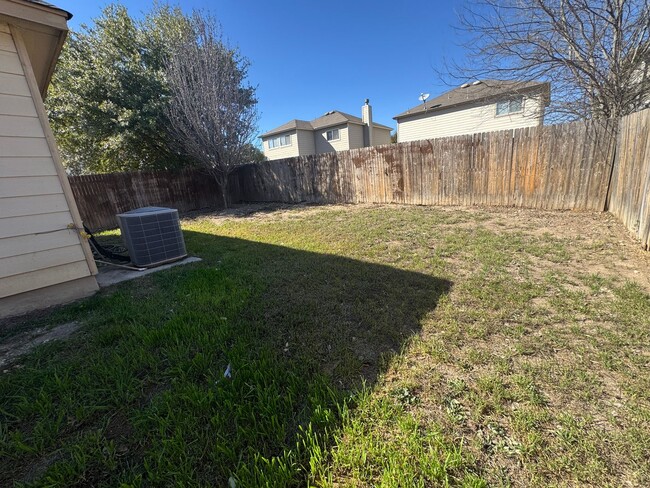 Building Photo - SINGLE STORY  |  CLOSE TO LACKLAND, HWY 90...