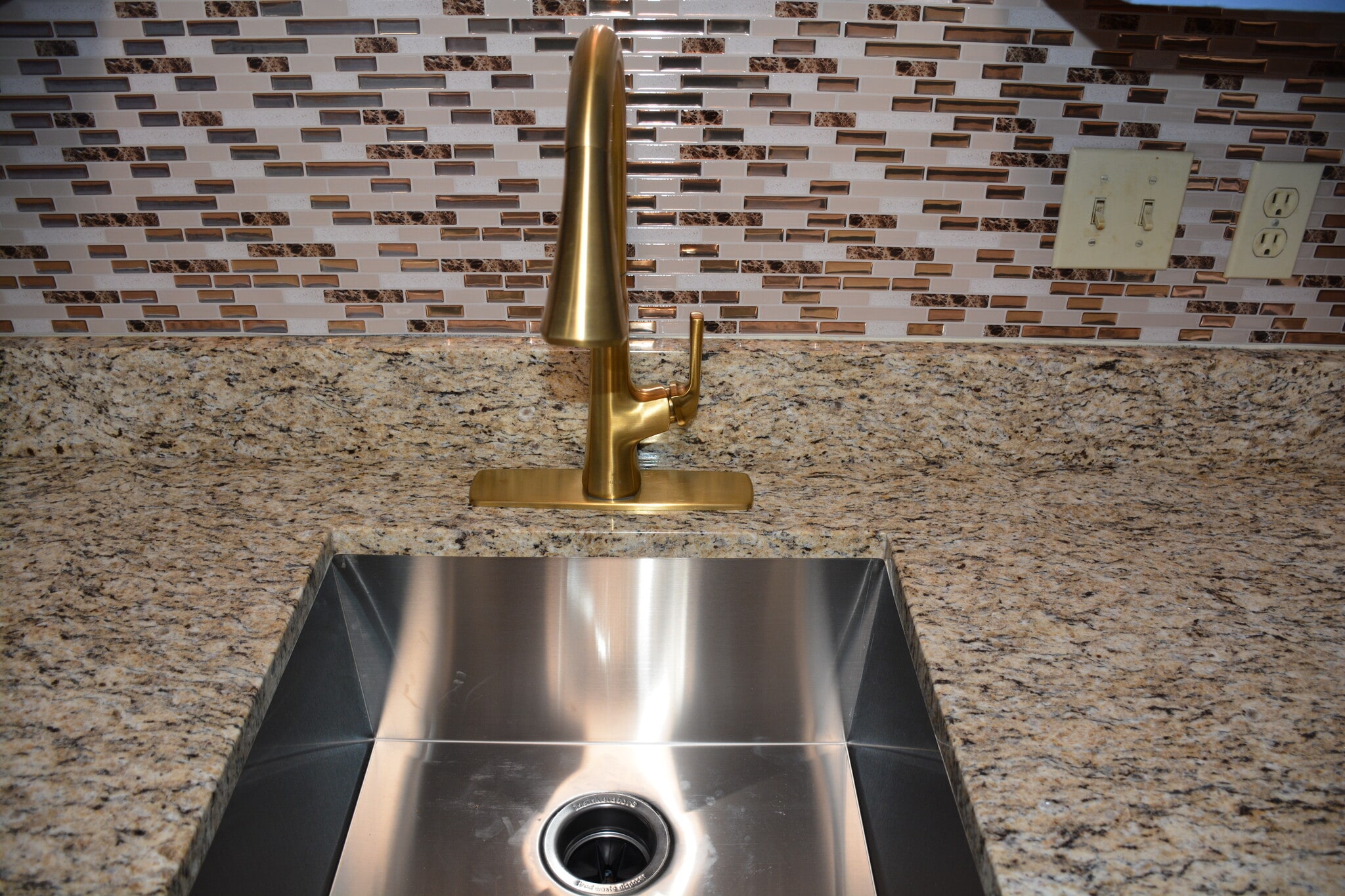 Building Photo - 3267 Niagara Sq