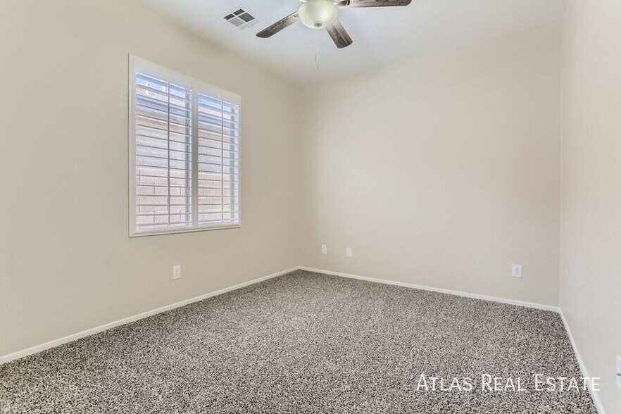 Building Photo - 8125 Chimney Bluff St