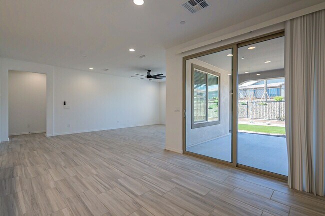 Building Photo - Spacious New Build 4 Bed/3 Bath in Vistancia