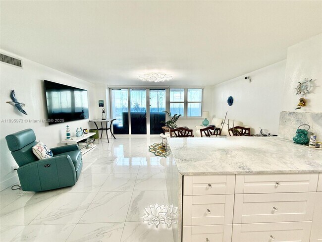 Building Photo - 3180 S Ocean Dr