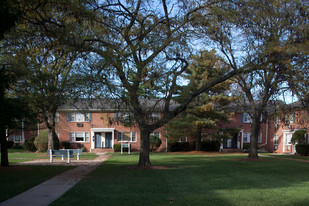 Building Photo - Hunterdon Mews