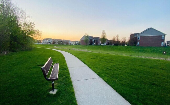 Walking/running paved trails - 51870 Adler Park Dr E