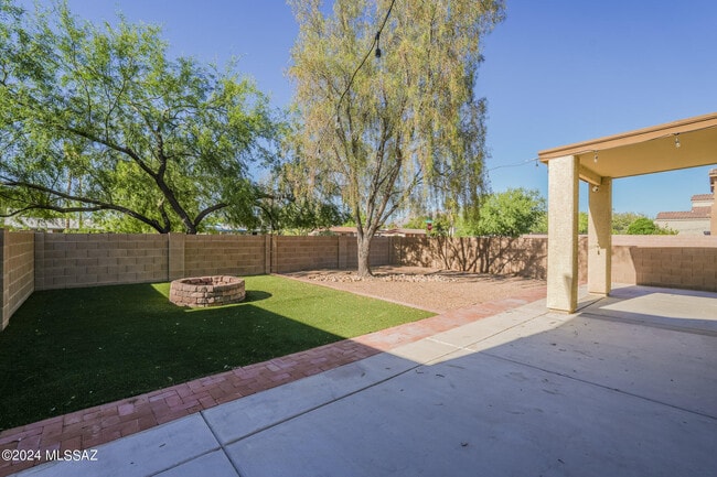 Building Photo - 2790 W Checkerspot Dr