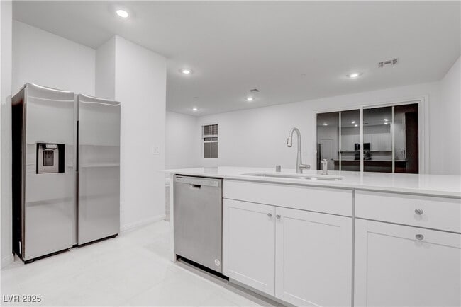 Building Photo - 3681 Inspirato Ave