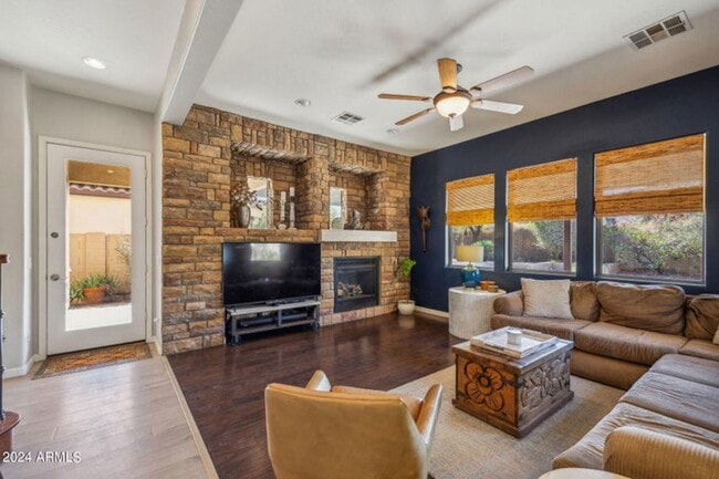 Building Photo - 18225 W Paseo Way