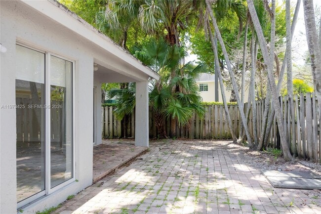 Building Photo - 10121 NW 51st Ln