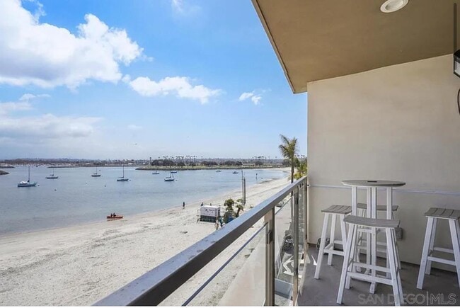 Building Photo - 2820 Bayside Walk