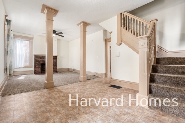 Building Photo - 131 Midland Ave