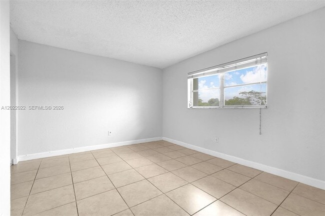Building Photo - 400 NW 65th Ave