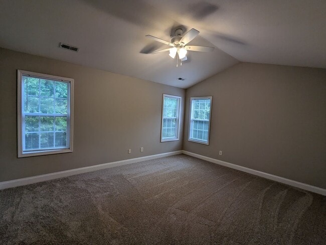 Building Photo - CABARRUS COUNTY-HIGHLAND CREEK 4 BEDROOM/2.5 BATH