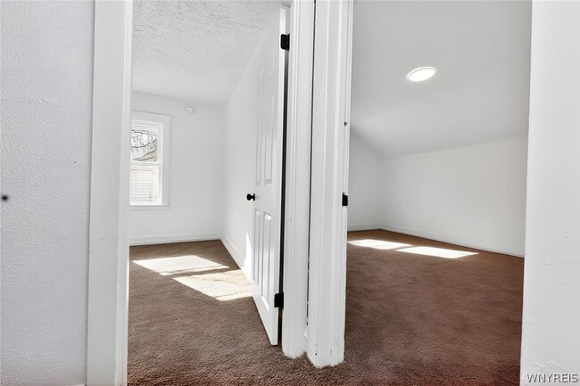 Building Photo - 609 24th St