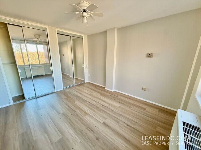 Building Photo - 4000 Tunlaw Rd NW