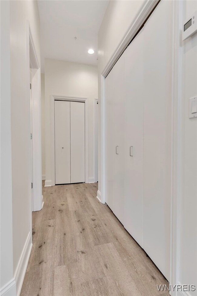 Building Photo - 251 Main St