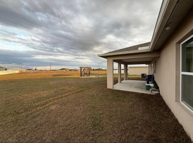Building Photo - 7033 Waldo Cir