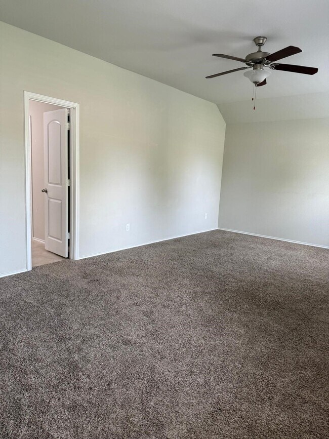 Building Photo - 4606 Terrazza Verde Dr