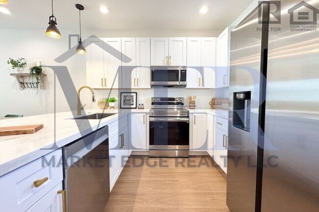 Building Photo - 3Bed/2.5Bath House in Sedona! FIRST MONTH ...
