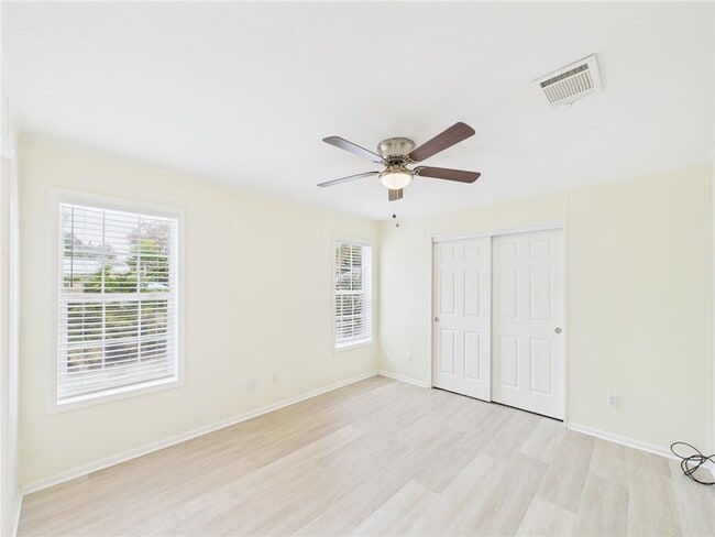 Building Photo - 310 Pineapple St