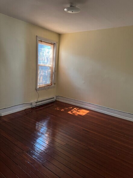 Building Photo - 2914 Poplar St