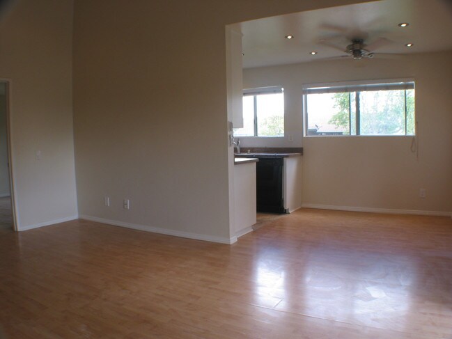Building Photo - 23236 Orange Ave
