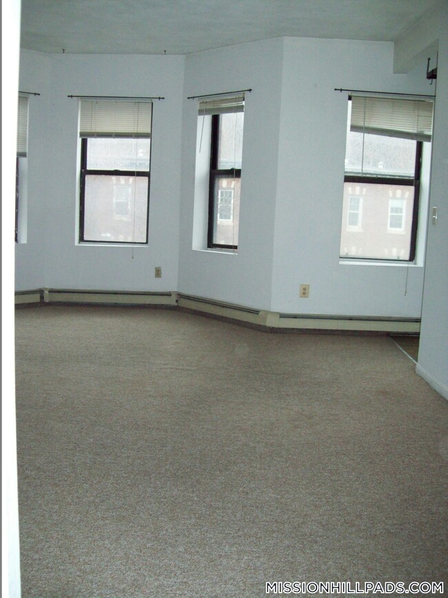 Building Photo - 63 S Huntington Ave