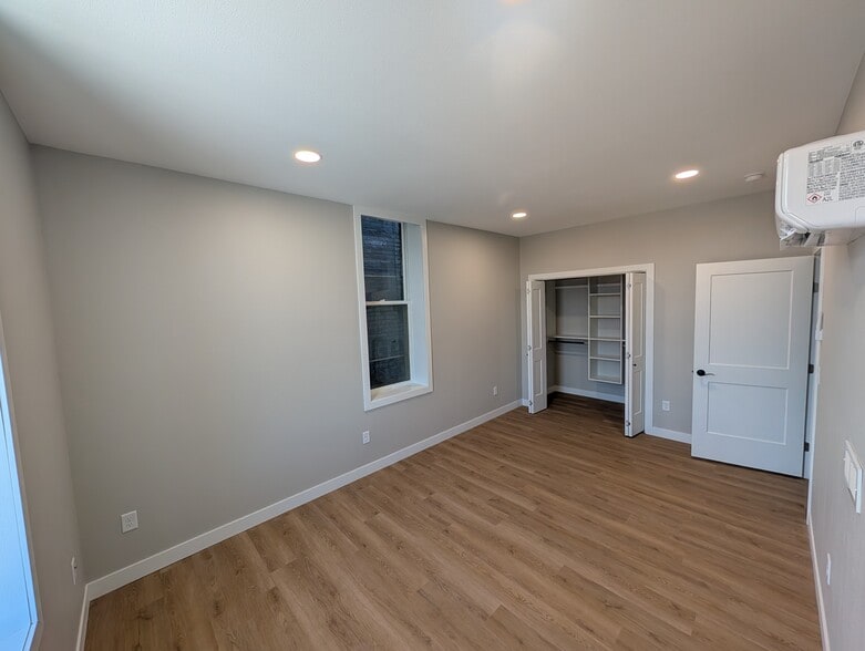 Bedroom 2 - 1 N Minnesota St