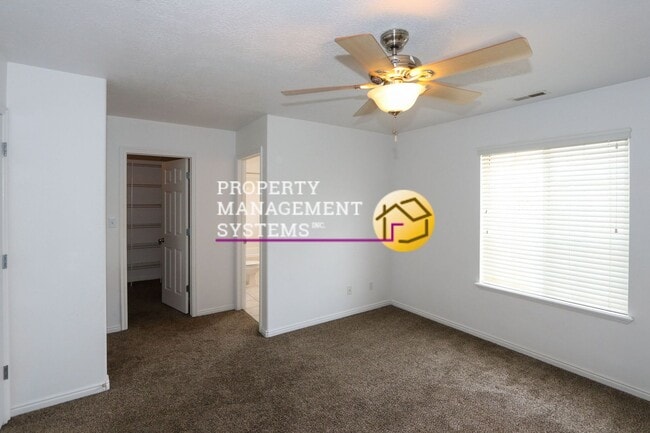 Building Photo - 10505