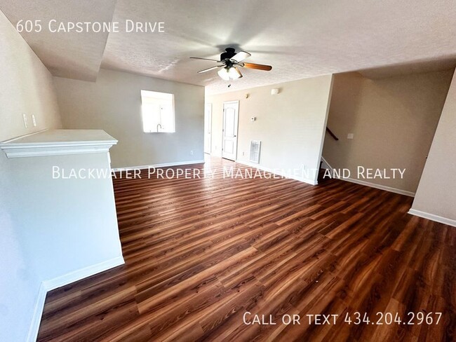 Building Photo - Two Bedroom Townhome in Cornerstone!